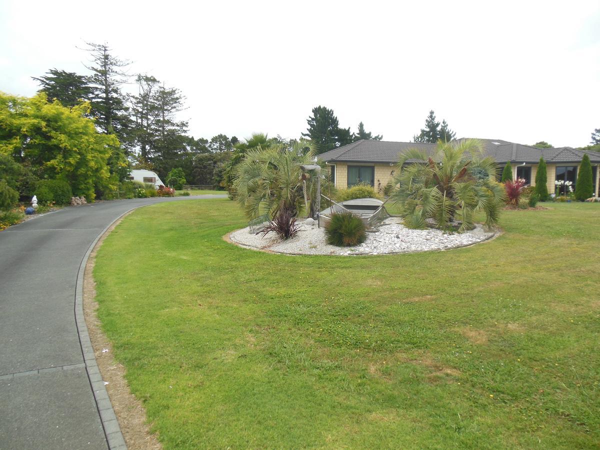 Silverdale Retreat Bed and Breakfast Orewa Eksteriør billede