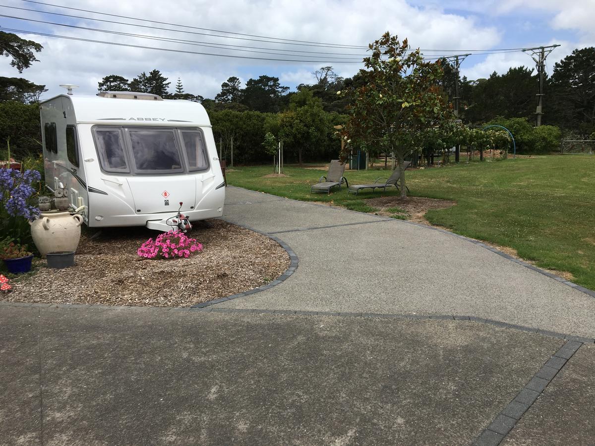 Silverdale Retreat Bed and Breakfast Orewa Eksteriør billede